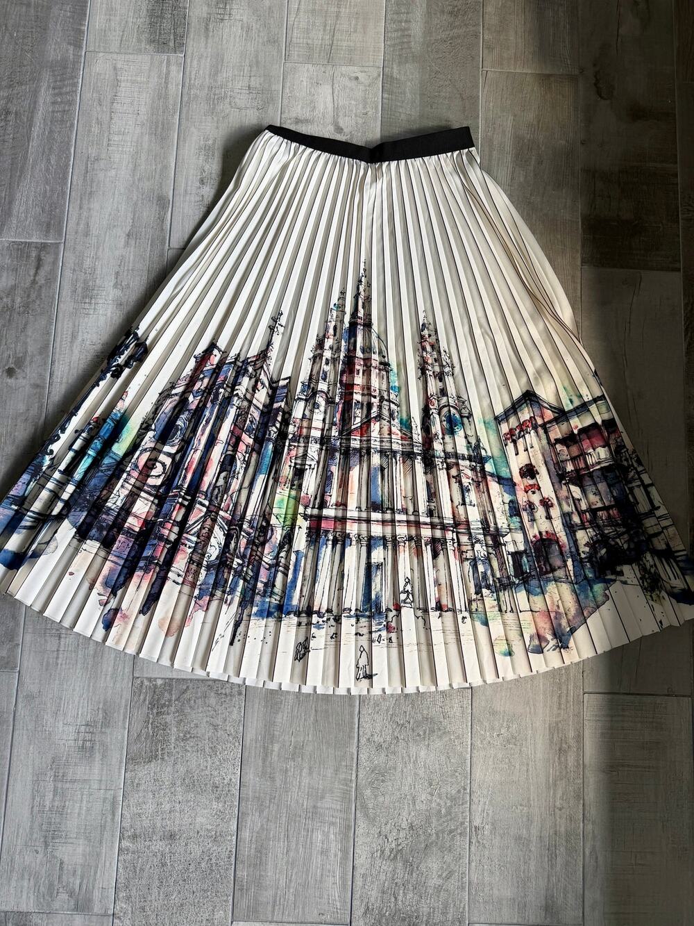 New Pleated Parisian Print Skirt